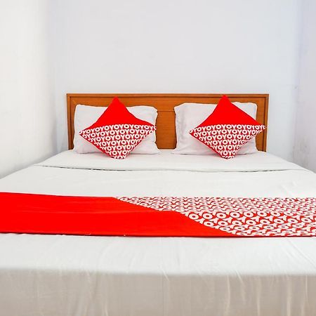 Oyo 569 Cigadung Guest House Syariah Bandung Exterior photo